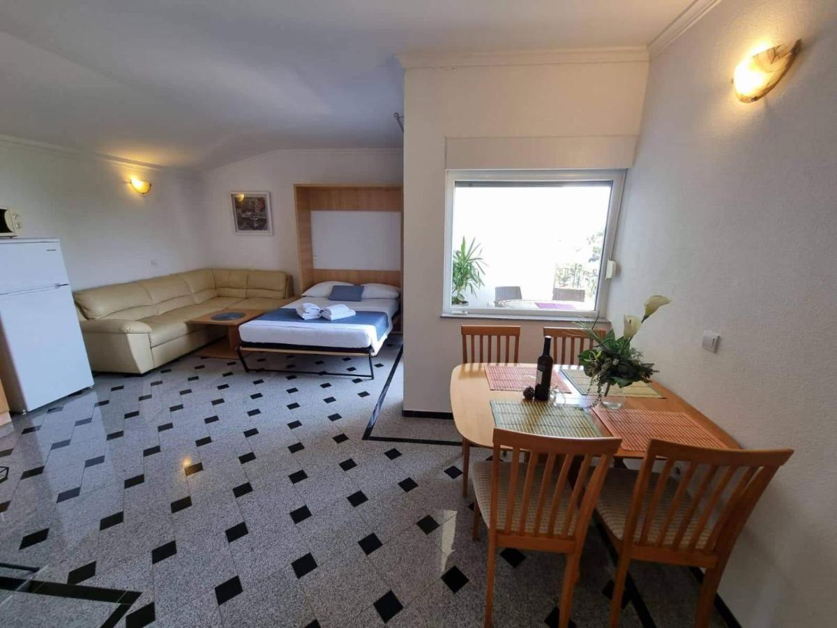 Apartment Tomic 2 Makarska Extérieur photo