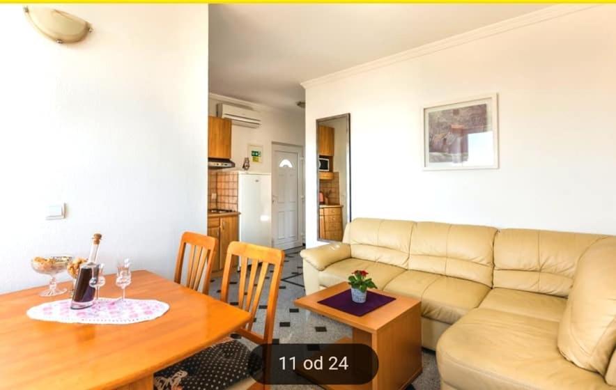 Apartment Tomic 2 Makarska Extérieur photo